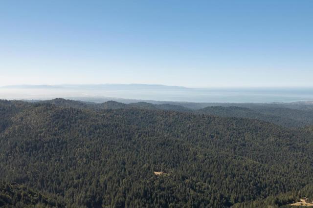 25200 Loma Prieta Avenue, Los Gatos CA: https://media.crmls.org/mediaz/8f3f0d68-8e4a-4a1f-a63c-d932fb0b42d9.jpg