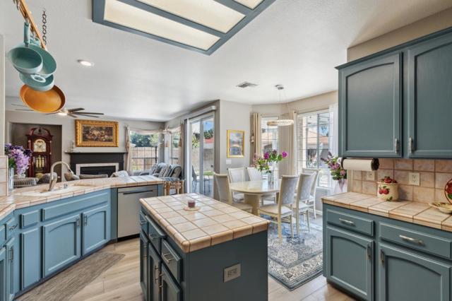 7355 Edgewater Street, Chowchilla CA: https://media.crmls.org/mediaz/8f4012eb-cd12-42d4-9b7f-81d29cffe061.jpg