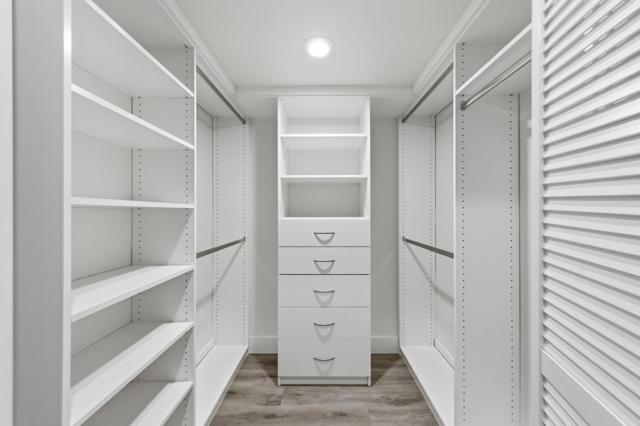 1353 Edgewood Road, Redwood City CA: https://media.crmls.org/mediaz/8f407e7b-936c-4c57-bc5f-1b71eb070dd3.jpg