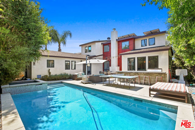 4312 Mentone Avenue, Culver City CA: https://media.crmls.org/mediaz/8f42959e-d142-4b50-aa3c-974600cfe954.jpg