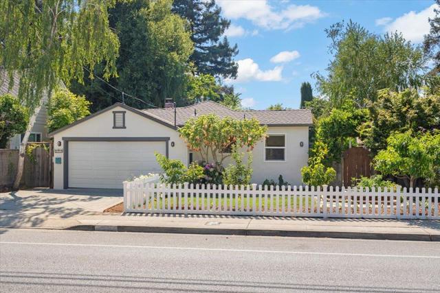 197 S Leigh Avenue, Campbell CA: https://media.crmls.org/mediaz/8f430948-24fb-4565-8e02-f94c56a703f0.jpg