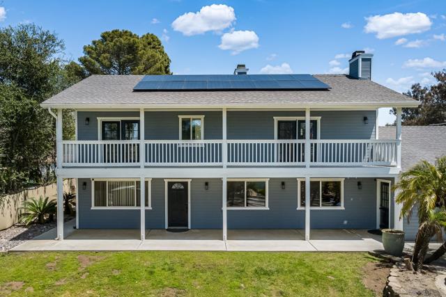 235 Loma Vista Pl, El Cajon CA: https://media.crmls.org/mediaz/8f433d24-ee5f-4d1c-a4ee-064ca0402330.jpg