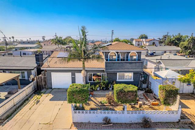 Detail Gallery Image 1 of 27 For 1016 Delaware St, Imperial Beach,  CA 91932 - 4 Beds | 2/1 Baths