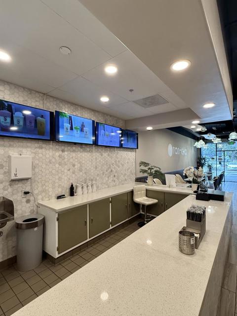 2706 2706 Homestead Road, Santa Clara CA: https://media.crmls.org/mediaz/8f462489-5b02-4089-83d9-baa06cf18dbe.jpg