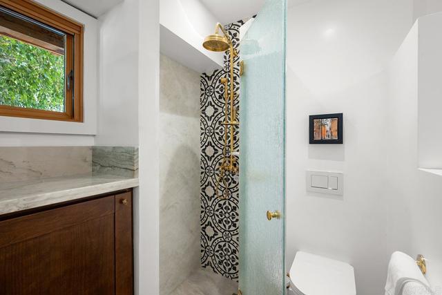 4608 Georgia St, San Diego CA: https://media.crmls.org/mediaz/8f46798c-6ad7-420a-88cb-7ad8aea5e2da.jpg