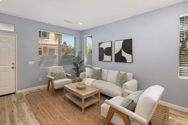 4104 Via Candidiz, San Diego CA: https://media.crmls.org/mediaz/8f473a36-2ee9-4027-82c5-54e555b15d18.jpg