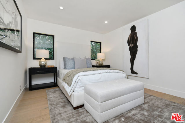 3221 Elvido Drive, Los Angeles CA: https://media.crmls.org/mediaz/8f480cbe-35bc-4895-8b96-103ec93dd085.jpg