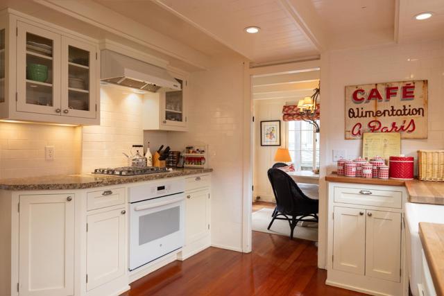 0 NW Corner Casanova & Ocean Avenue, Carmel CA: https://media.crmls.org/mediaz/8f494981-a96f-4e3f-ba48-f70e62a5b2a2.jpg