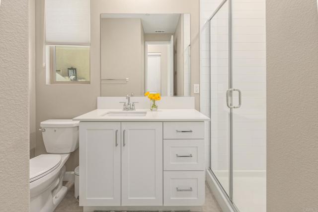 Detail Gallery Image 33 of 44 For 675 Westbrook Loop, San Marcos,  CA 92078 - 5 Beds | 4/1 Baths
