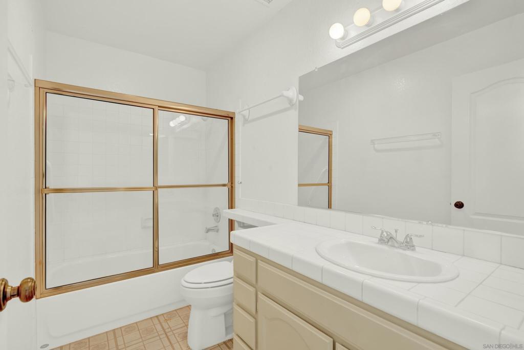 8F4A13D8 6Edf 450F 87Fe 3Cd1D083F60F 1454 Fallsview Pl, Escondido, Ca 92027 &Lt;Span Style='BackgroundColor:transparent;Padding:0Px;'&Gt; &Lt;Small&Gt; &Lt;I&Gt; &Lt;/I&Gt; &Lt;/Small&Gt;&Lt;/Span&Gt;