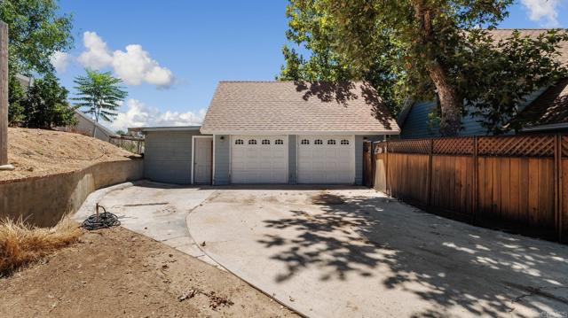 Detail Gallery Image 4 of 16 For 35401 Wildwood Canyon, Yucaipa,  CA 92399 - 3 Beds | 2 Baths