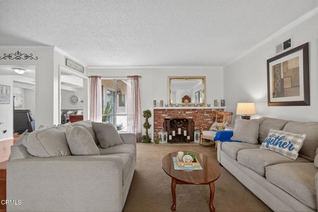 Detail Gallery Image 8 of 44 For 1110 Devonshire Dr, Oxnard,  CA 93030 - 4 Beds | 2 Baths