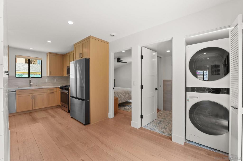 838 Portsmouth Court - photo 11