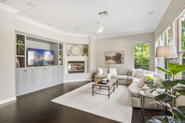 Detail Gallery Image 24 of 68 For 14773 via Bettona, San Diego,  CA 92127 - 4 Beds | 4/1 Baths