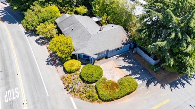 101 Sea Terrace Way, Aptos CA: https://media.crmls.org/mediaz/8f4cfb51-e168-43cc-8db1-be02d356bfe2.jpg