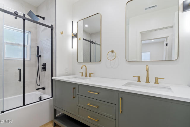 Detail Gallery Image 19 of 35 For 83 S Greenwood Ave, Pasadena,  CA  - 3 Beds | 2 Baths