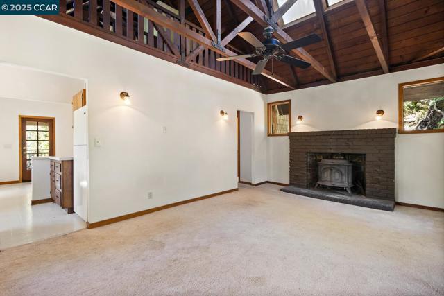 37 La Madronal, Orinda CA: https://media.crmls.org/mediaz/8f4d6666-b2e2-4a5e-bbfe-74834a9223d6.jpg