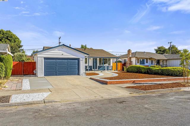 4564 Piper St, Fremont CA: https://media.crmls.org/mediaz/8f4de725-c0f3-45c2-9055-1132ed2b1deb.jpg