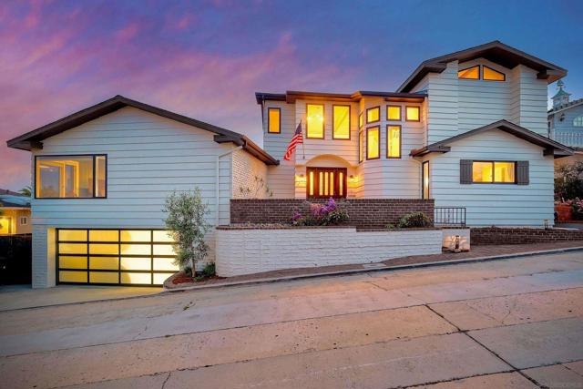 3115 Edith Ln, San Diego CA: https://media.crmls.org/mediaz/8f4e1539-6862-4bc2-b30e-5c82cf3d3e12.jpg
