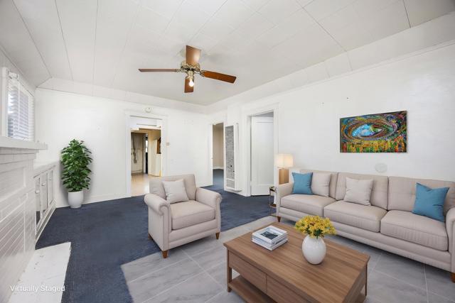 4276 35Th St, San Diego CA: https://media.crmls.org/mediaz/8f4e3ce1-d67b-4260-b5e2-357320c3aa5e.jpg