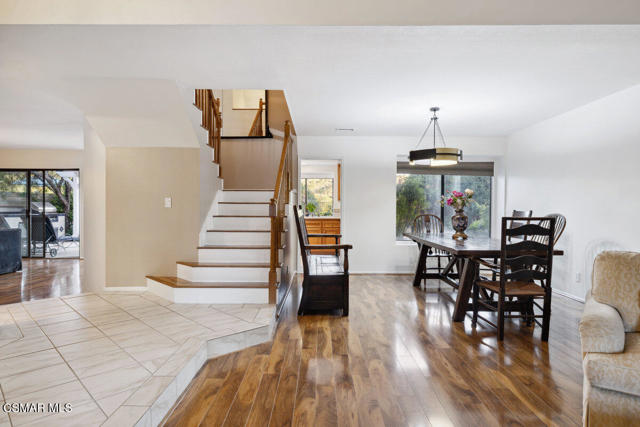 6690 Oak Springs Drive, Oak Park CA: https://media.crmls.org/mediaz/8f4f333d-1e13-4ce7-9739-7e5cb87beb0a.jpg
