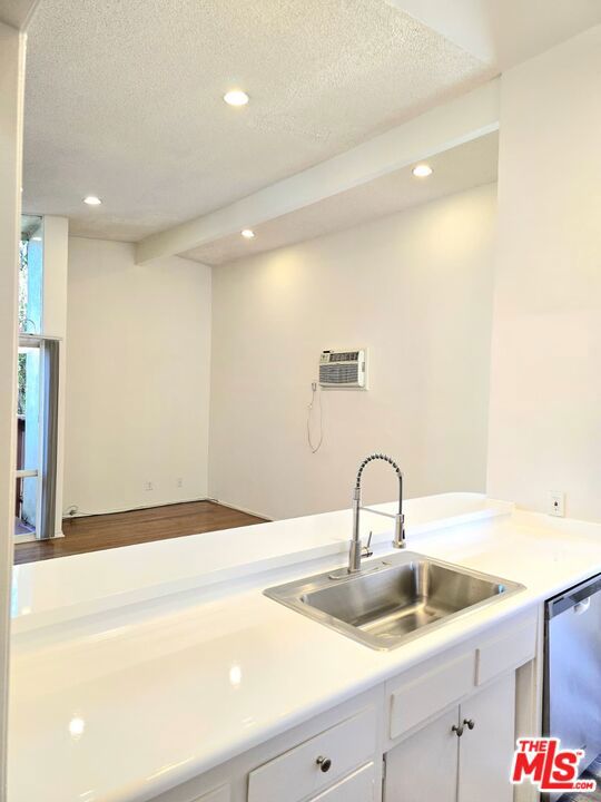 MLS #26856983 image #17