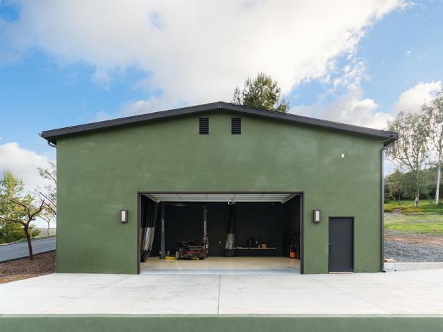 Image 32 of 45 For 20877 Wild Willow Hollow Road