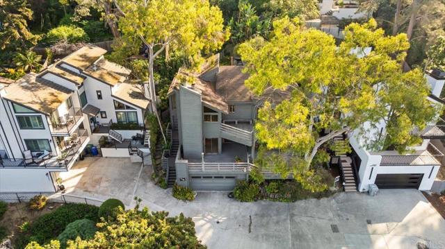 Detail Gallery Image 2 of 75 For 2871 Brant St, San Diego,  CA 92103 - 3 Beds | 3/1 Baths