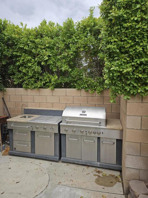 68520 Risueno Road, Cathedral City CA: https://media.crmls.org/mediaz/8f52f144-37df-4179-97f6-d6f0c8c3fd07.jpg