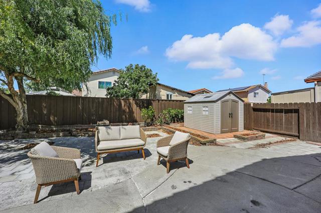 2507 Constellation Drive, Hayward CA: https://media.crmls.org/mediaz/8f530989-2f6e-4847-ac42-f920057477f2.jpg