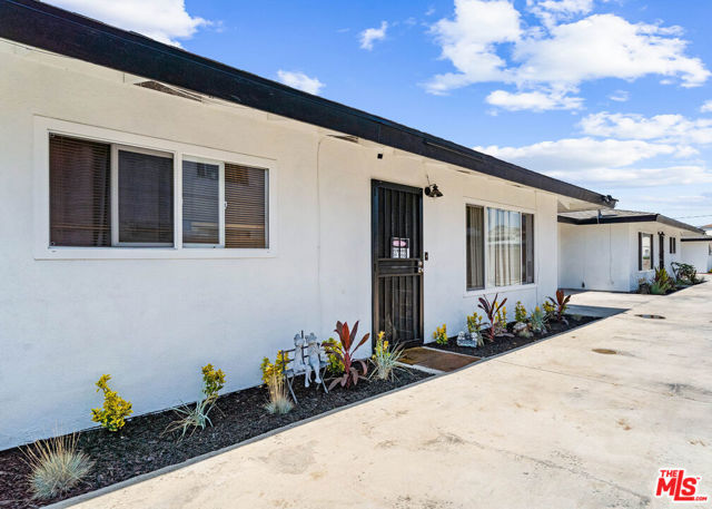 7232 Wyoming Street, Westminster CA: https://media.crmls.org/mediaz/8f54bd6b-298b-4b56-bd90-040b5bbb042d.jpg