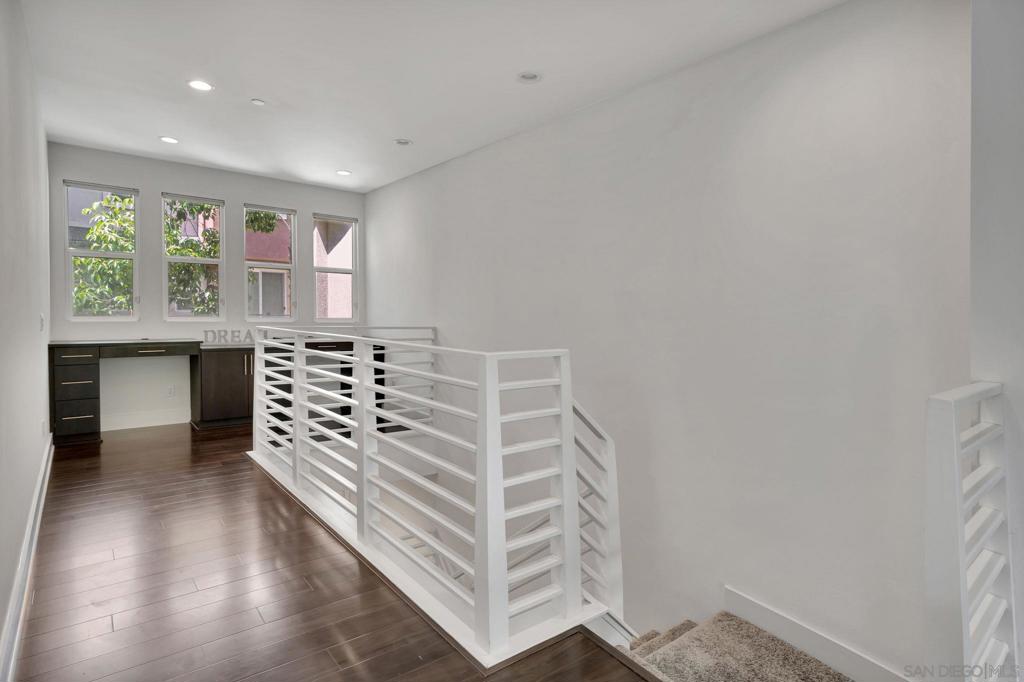 MLS #250036942SD image #16