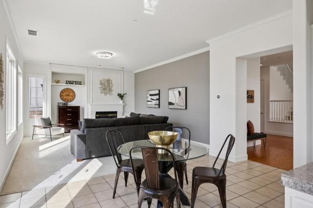4986 Grayhawk Court, Dublin CA: https://media.crmls.org/mediaz/8f56ffff-b124-4107-af46-b3a4100bd677.jpg