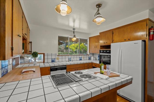 258 Cherry Avenue, Los Altos, California 94022, 5 Bedrooms Bedrooms, ,3 BathroomsBathrooms,Single Family Residence,For Sale,Cherry,ML81996005