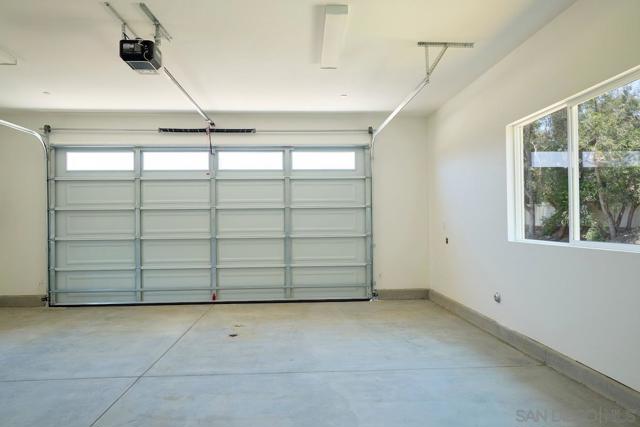 11977 Raceway, Lakeside CA: https://media.crmls.org/mediaz/8f58be61-f6a3-4e41-b803-f3a9da85ae61.jpg