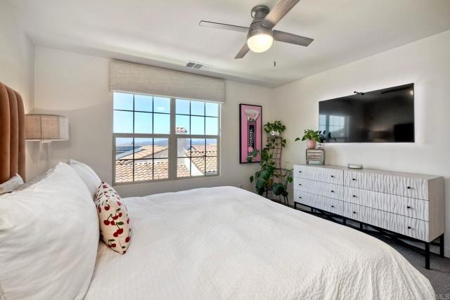 899 Slate Street, San Marcos CA: https://media.crmls.org/mediaz/8f58c31b-ba3c-4788-a16a-2052e133a3d1.jpg