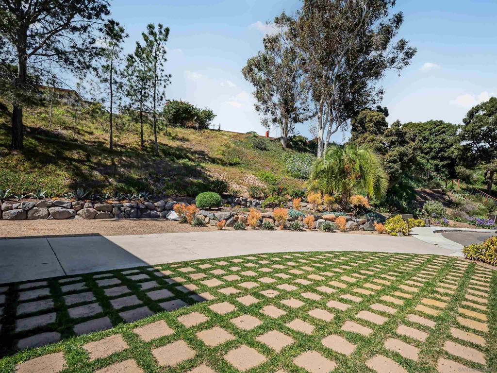 12902 Biscayne Cove - photo 17