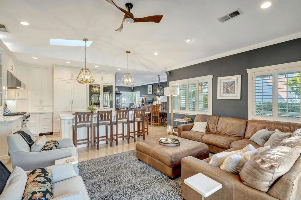4620 Narragansett Avenue - photo 20