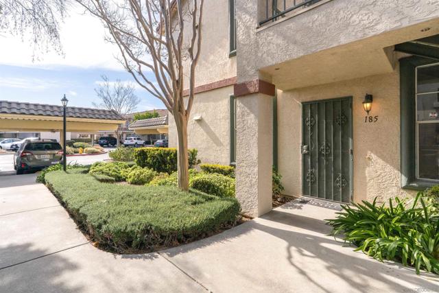 10820 Sabre Hill Dr, San Diego CA: https://media.crmls.org/mediaz/8f5dd5a8-d39d-4a9f-aa08-0a8c0c474f2b.jpg