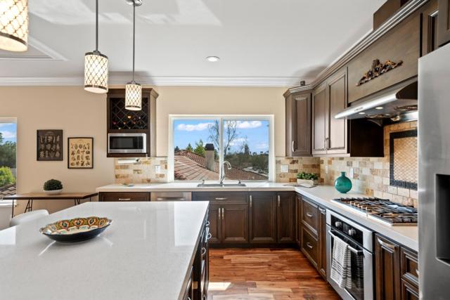325 Britto Terrace, Fremont CA: https://media.crmls.org/mediaz/8f5e8d58-a2da-4661-a460-5692da13eff4.jpg