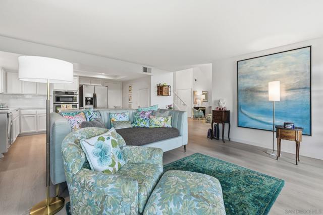 3626 Lorimer Ln, Encinitas CA: https://media.crmls.org/mediaz/8f5ea096-e1d5-4d0b-8ed3-c5c697741053.jpg