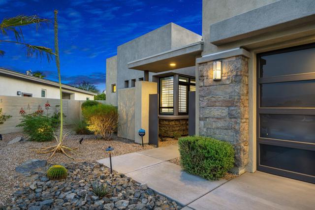 74425 Zeppelin Drive, Palm Desert CA: https://media.crmls.org/mediaz/8f5eb901-27d8-42a4-bf83-5cd6d24e692c.jpg