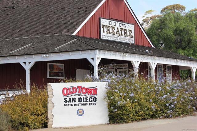 3975 Hortensia Street, San Diego CA: https://media.crmls.org/mediaz/8f5f85fa-517c-4f77-b478-972b9747cfa9.jpg