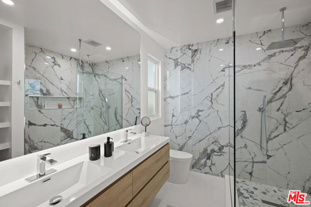 7337 5th Avenue, Los Angeles CA: https://media.crmls.org/mediaz/8f5fa1de-e5ce-4ca8-9b7d-4436f62af808.jpg
