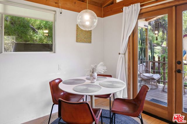 1256 N Topanga Canyon Boulevard, Topanga CA: https://media.crmls.org/mediaz/8f5fb04d-1f99-40f3-99e7-f23b97df4d62.jpg
