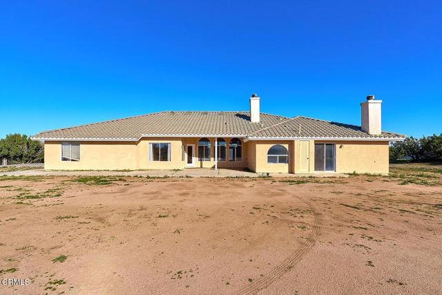 Detail Gallery Image 5 of 55 For 7176 Cataba Rd, Oak Hills,  CA 92344 - 4 Beds | 2/1 Baths