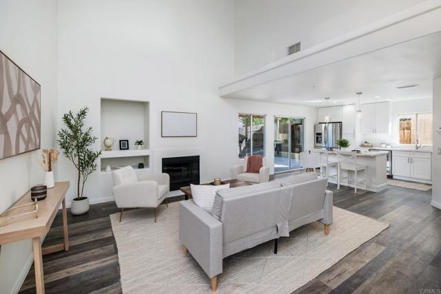 Detail Gallery Image 4 of 26 For 1149 Cochise Ct, Vista,  CA 92084 - 4 Beds | 3 Baths