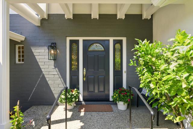 2816 Benson Way, Belmont CA: https://media.crmls.org/mediaz/8f62886c-2ca9-4a58-808d-0027280069f9.jpg