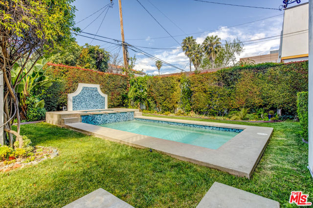 127 Willaman Drive, Beverly Hills, California 90211, 4 Bedrooms Bedrooms, ,5 BathroomsBathrooms,Single Family Residence,For Sale,Willaman,24369581