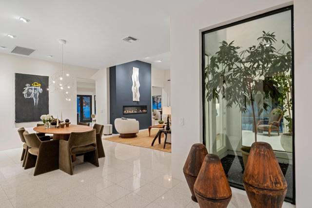 75465 Montecito Drive, Indian Wells CA: https://media.crmls.org/mediaz/8f62fbde-701d-4111-9da5-c314ca46651f.jpg